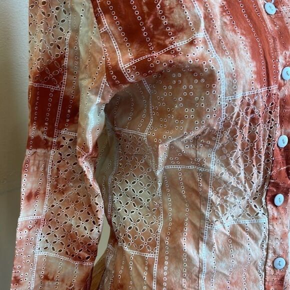 Buckle Daytrip long sleeve button down blouse - Picture 2 of 11